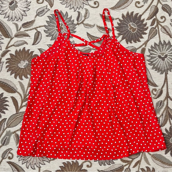 Torrid Top Tank Shirt Georgette Swing Cami Hearts 4 4X - Picture 2 of 6